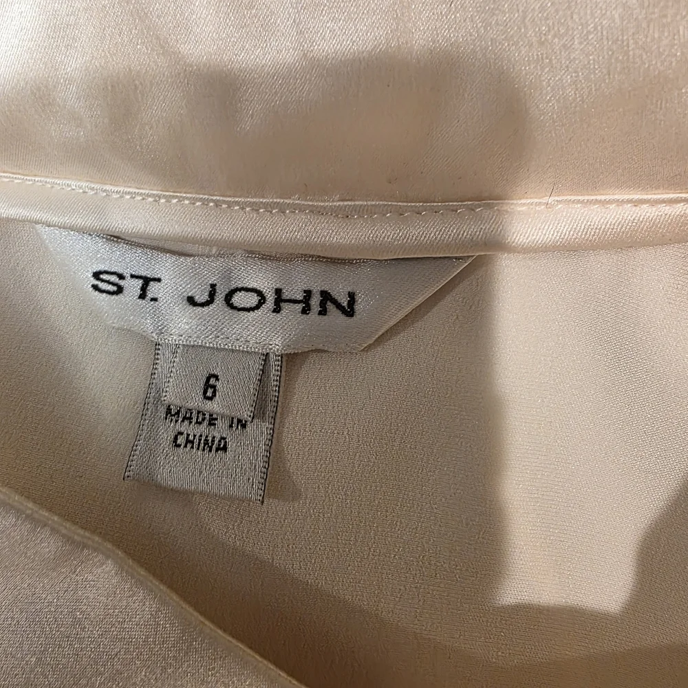 St. John Cream Ruffle Blouse - Picture 5 of 7